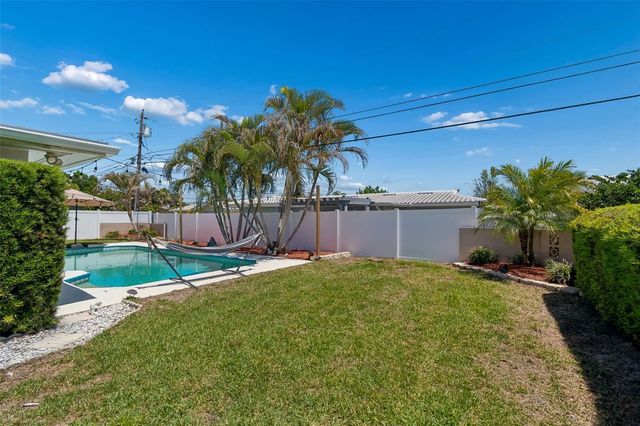 1441 AMBASSADOR DRIVE, Clearwater, FL 33764