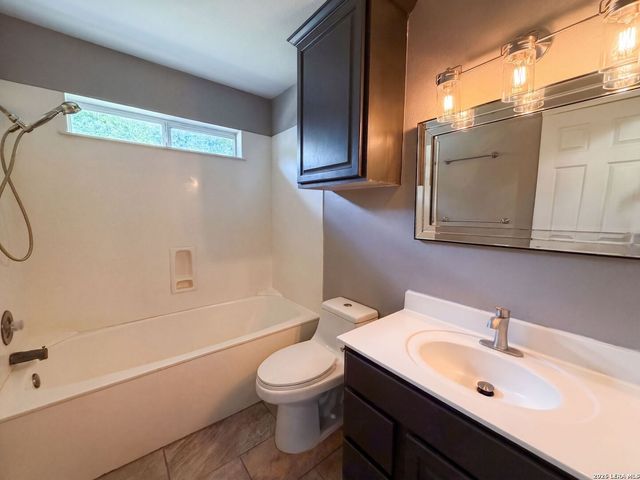 1356 TIMBERWOOD TRL, New Braunfels, TX 78132
