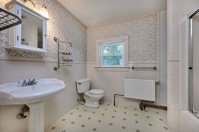 40 Suburban Drive, Ashfield, MA 01330