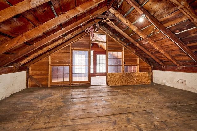 40 Suburban Drive, Ashfield, MA 01330