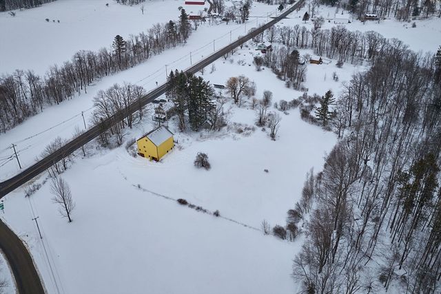 40 Suburban Drive, Ashfield, MA 01330