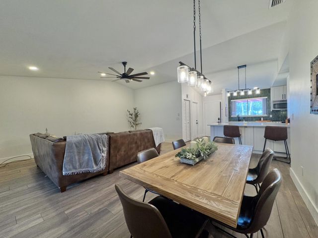 31 Walcott Drive, Boynton Beach, FL 33426