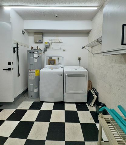 31 Walcott Drive, Boynton Beach, FL 33426