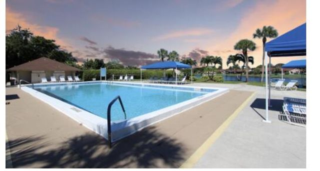 31 Walcott Drive, Boynton Beach, FL 33426