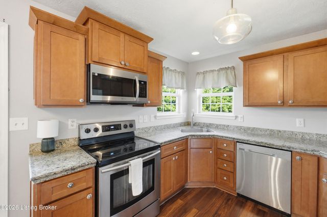 38 NorthCountry Dr, Shelbyville, KY 40065