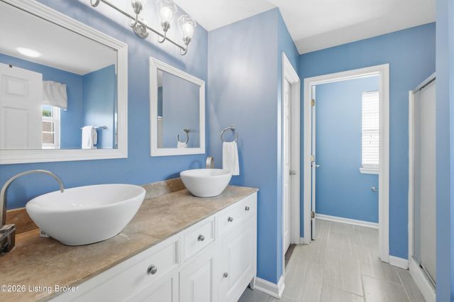 38 NorthCountry Dr, Shelbyville, KY 40065