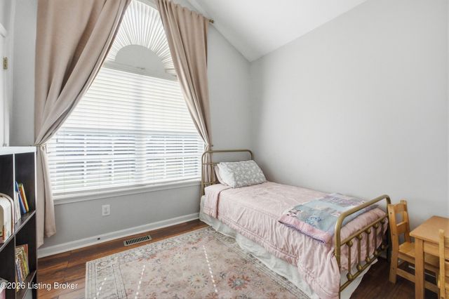 38 NorthCountry Dr, Shelbyville, KY 40065