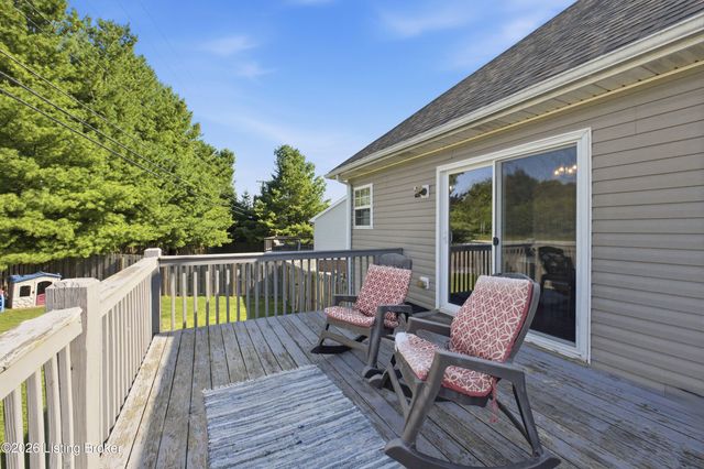 38 NorthCountry Dr, Shelbyville, KY 40065