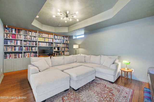 38 NorthCountry Dr, Shelbyville, KY 40065