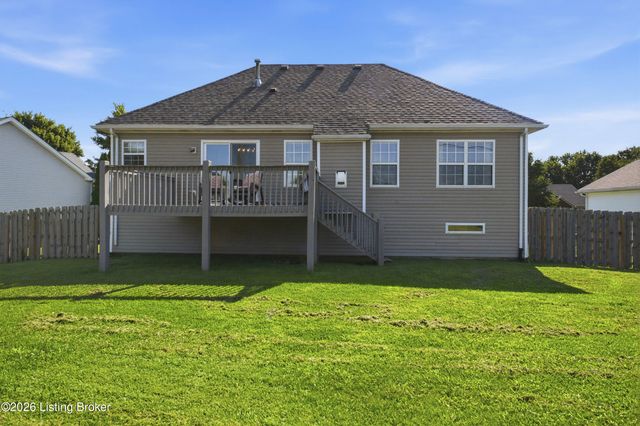 38 NorthCountry Dr, Shelbyville, KY 40065