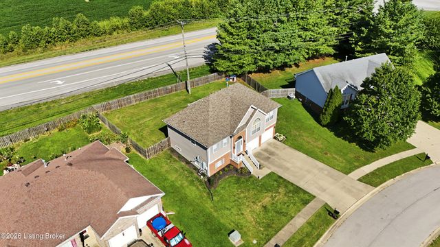38 NorthCountry Dr, Shelbyville, KY 40065