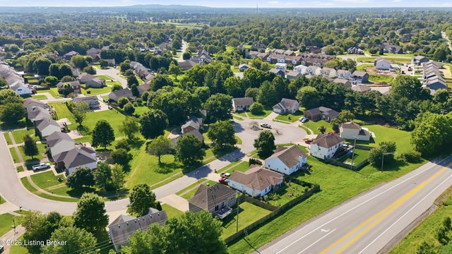 38 NorthCountry Dr, Shelbyville, KY 40065