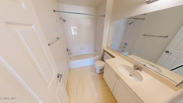 4862 Martona Drive, Oak Park, CA 91377