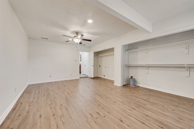 2121 Austin Drive, Carrollton, TX 75006