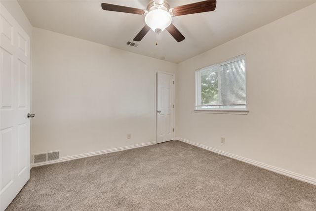 2121 Austin Drive, Carrollton, TX 75006