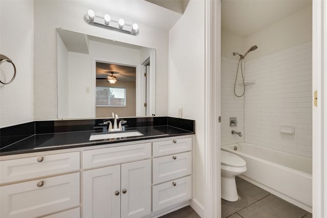 2121 Austin Drive, Carrollton, TX 75006