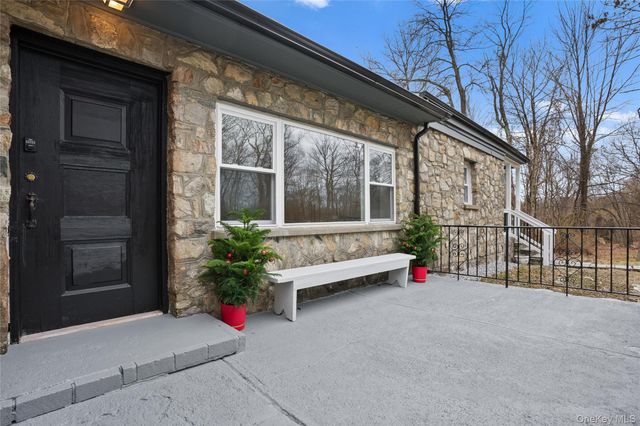 517 E Mountain Road N 515-517, Cold Spring, NY 10516