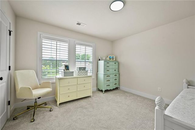 6987 Glenn Lane, Parkville, MO 64152