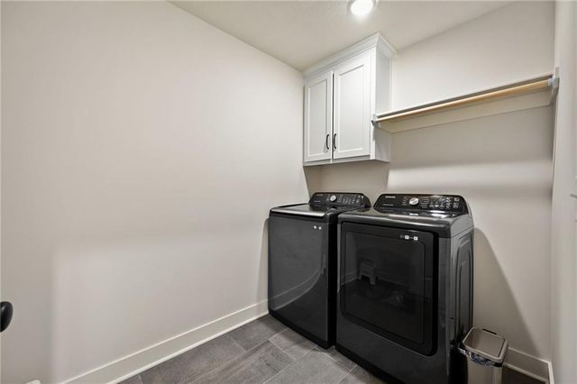 6987 Glenn Lane, Parkville, MO 64152