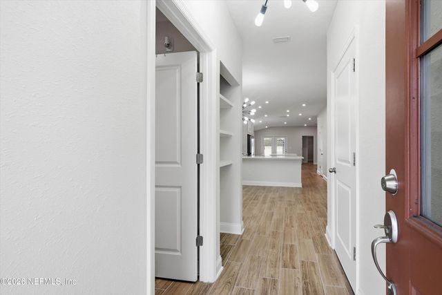 12975 HOLSINGER Boulevard, Jacksonville, FL 32256