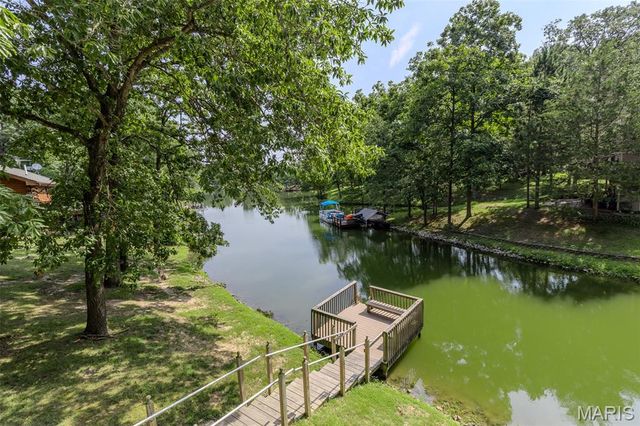 12820 Winnebago Drive, Shipman, IL 62685