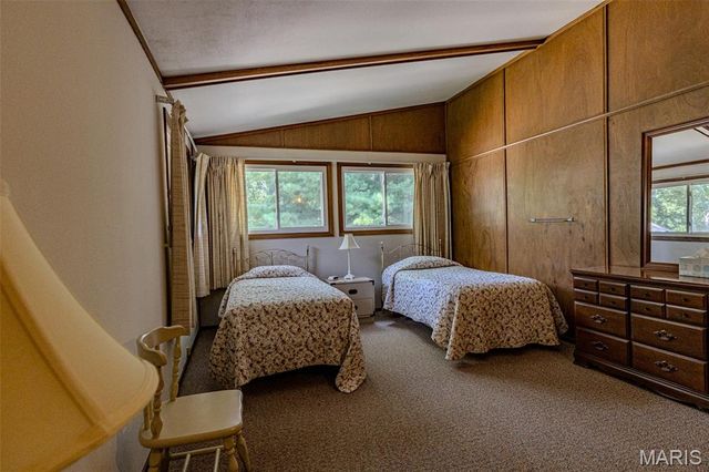 12820 Winnebago Drive, Shipman, IL 62685