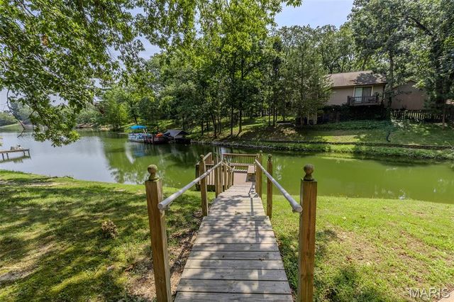 12820 Winnebago Drive, Shipman, IL 62685