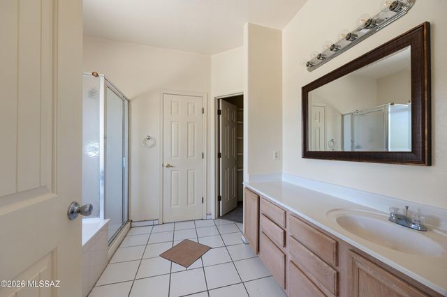 461 E Covered Wagon Drive, Tucson, AZ 85704