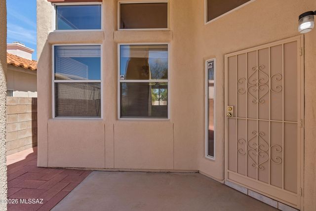 461 E Covered Wagon Drive, Tucson, AZ 85704