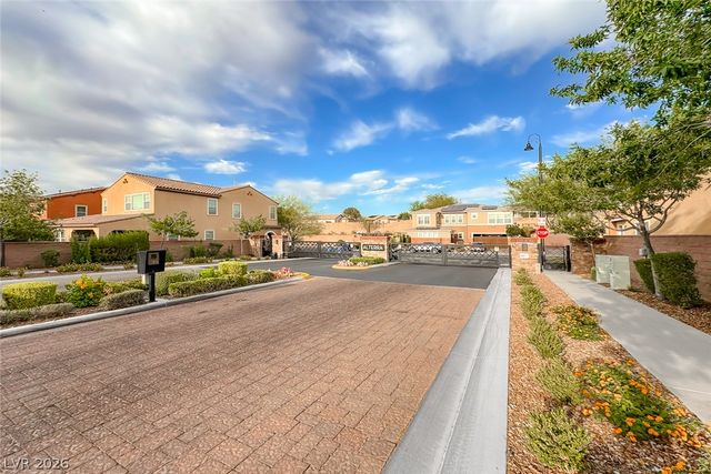 2534 Birch Hollow Street, Henderson, NV 89044