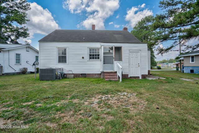 203 S S A Gilliam Street, Pinetops, NC 27864