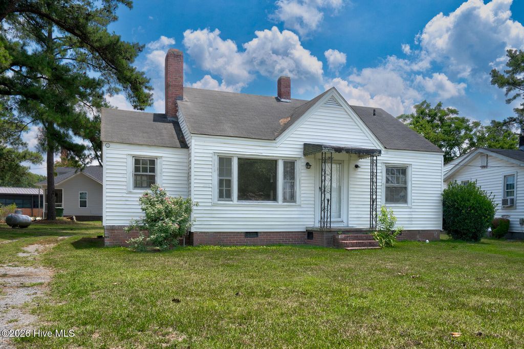 203 S S A Gilliam Street, Pinetops, NC 27864
