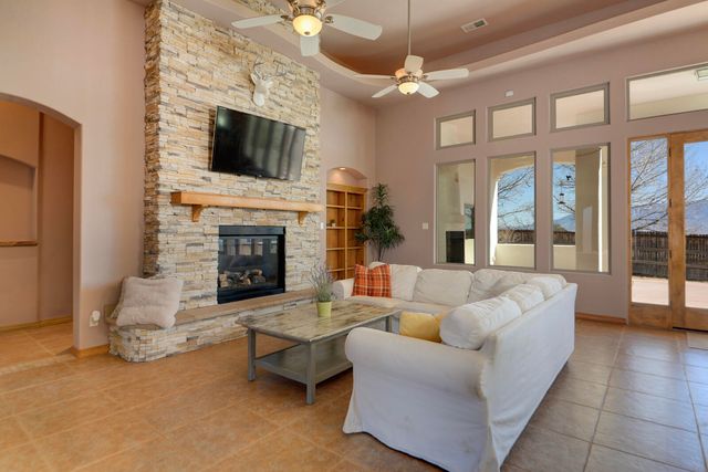 1500 12th Street SE, Rio Rancho, NM 87124