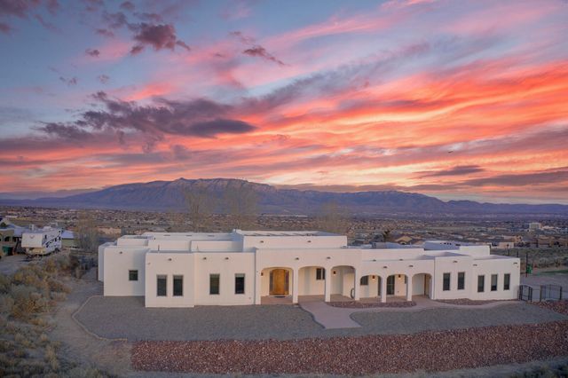 1500 12th Street SE, Rio Rancho, NM 87124