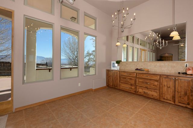 1500 12th Street SE, Rio Rancho, NM 87124