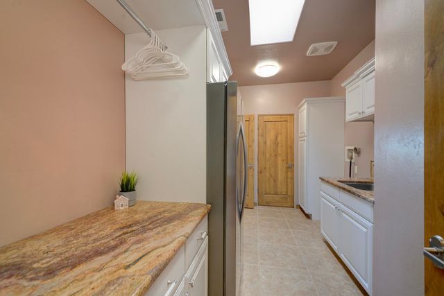 1500 12th Street SE, Rio Rancho, NM 87124