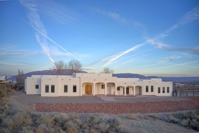 1500 12th Street SE, Rio Rancho, NM 87124