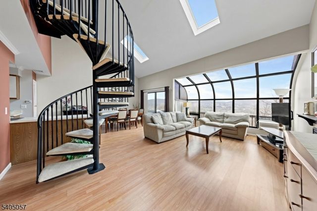 1 Baltusrol Ct. Unit 2 2, Vernon Twp., NJ 07462