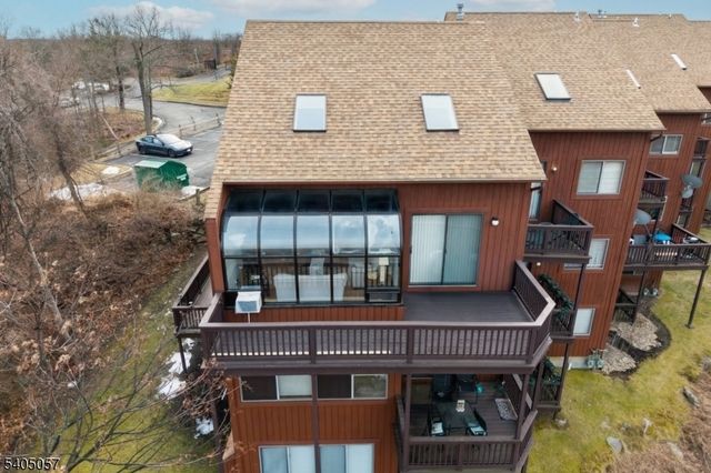 1 Baltusrol Ct. Unit 2 2, Vernon Twp., NJ 07462