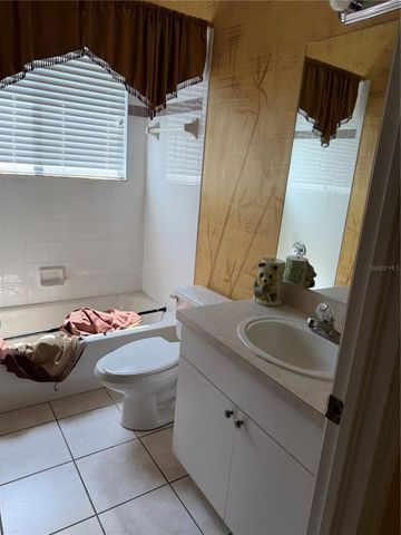 18826 AVENUE BIARRITZ, Lutz, FL 33558