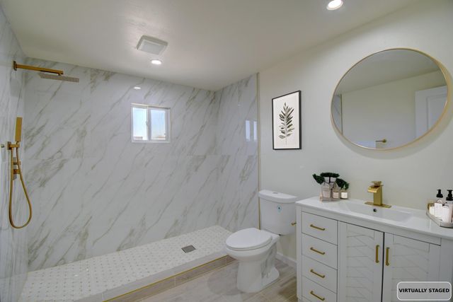 1607 Walter Street SE, Albuquerque, NM 87102