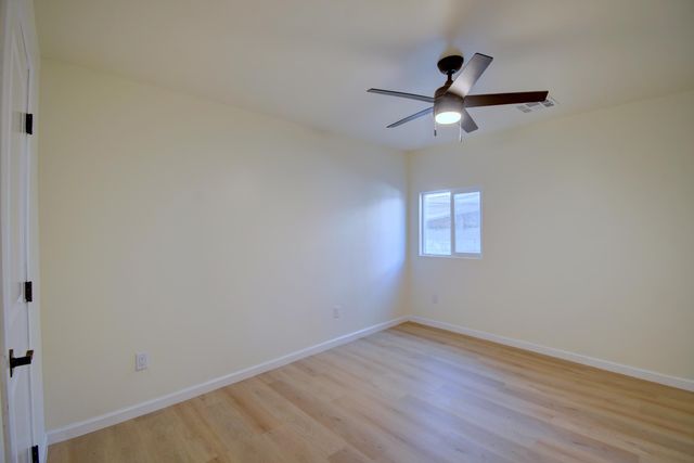 1607 Walter Street SE, Albuquerque, NM 87102