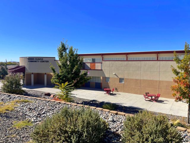 1607 Walter Street SE, Albuquerque, NM 87102