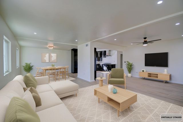 1607 Walter Street SE, Albuquerque, NM 87102