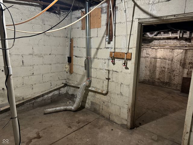 1051 N Mount Street, Indianapolis, IN 46222