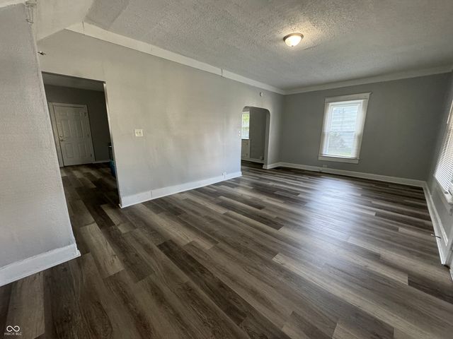 1051 N Mount Street, Indianapolis, IN 46222