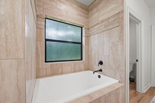 18107 Keenan Cut Off Road, Montgomery, TX 77316
