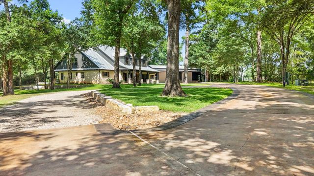 18107 Keenan Cut Off Road, Montgomery, TX 77316