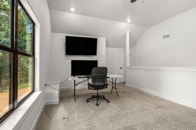 18107 Keenan Cut Off Road, Montgomery, TX 77316