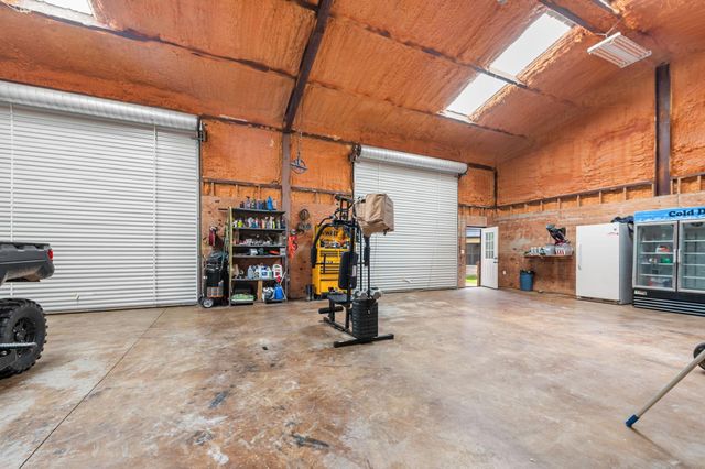 18107 Keenan Cut Off Road, Montgomery, TX 77316